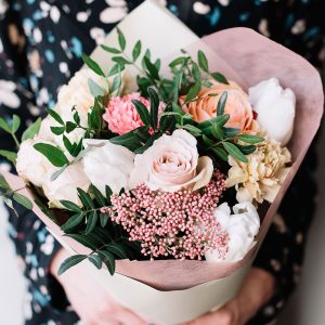 Chic White Peony